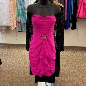 Chic Strapless Fuchsia Dress
